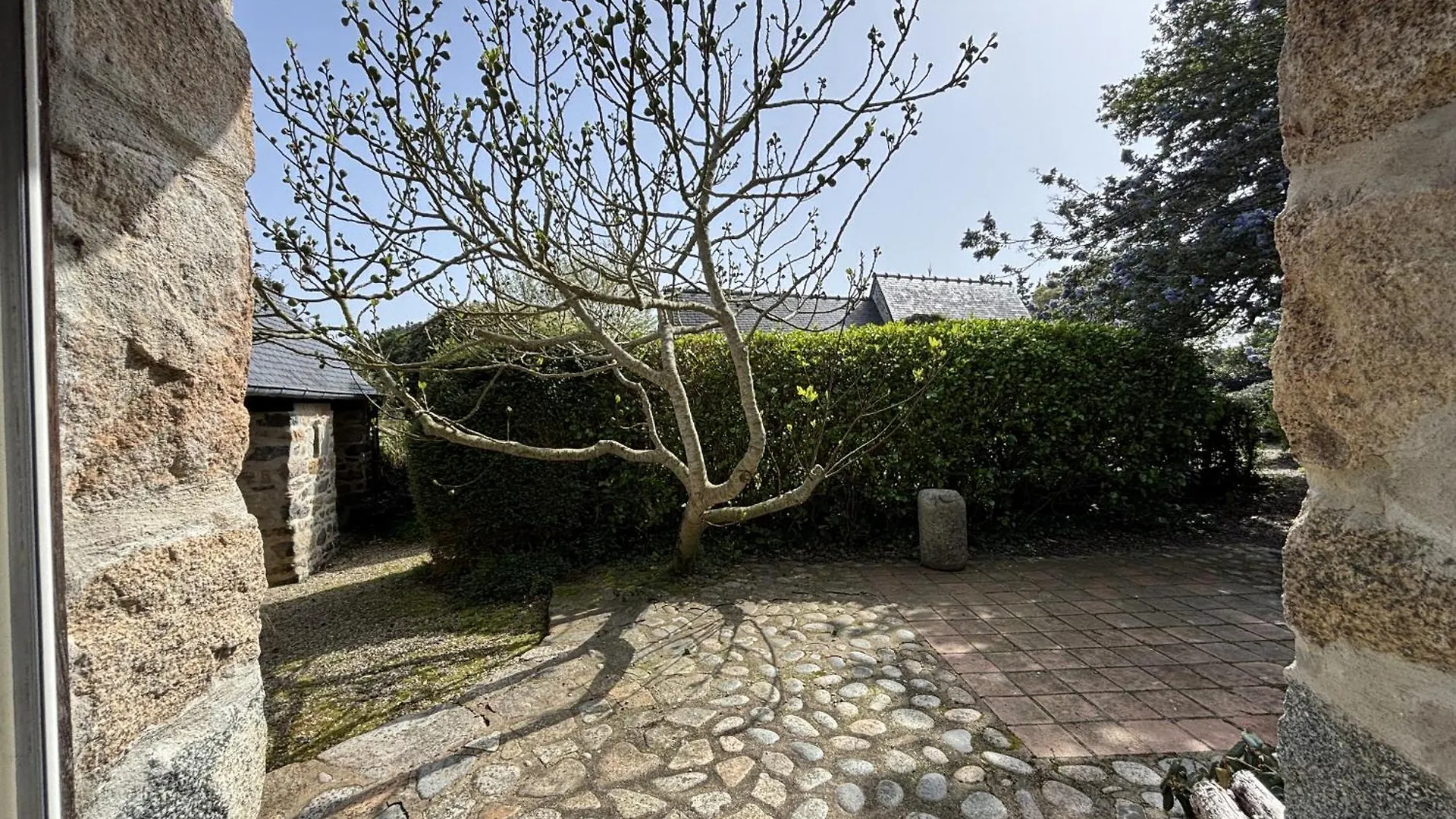 Douarenn Braz, Douarenn Braz A Haven Of Peace Villa Plougrescant